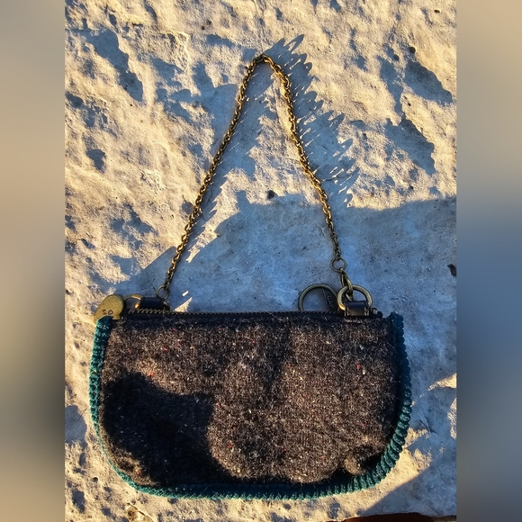 GAP small y2k vintage gray wool shoulder chain purse with gap hardware - Picture 6 of 9